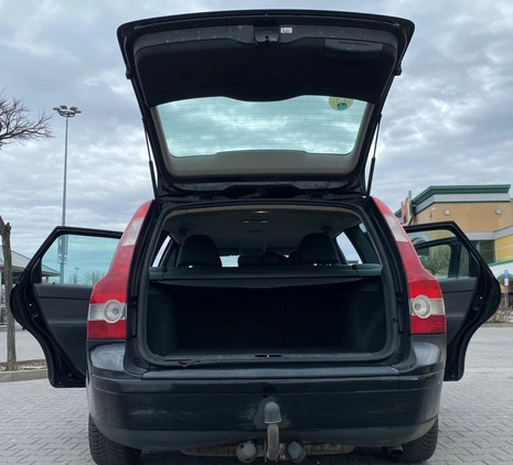 Volvo V50 cena 15000 przebieg: 314500, rok produkcji 2004 z Kraków małe 667